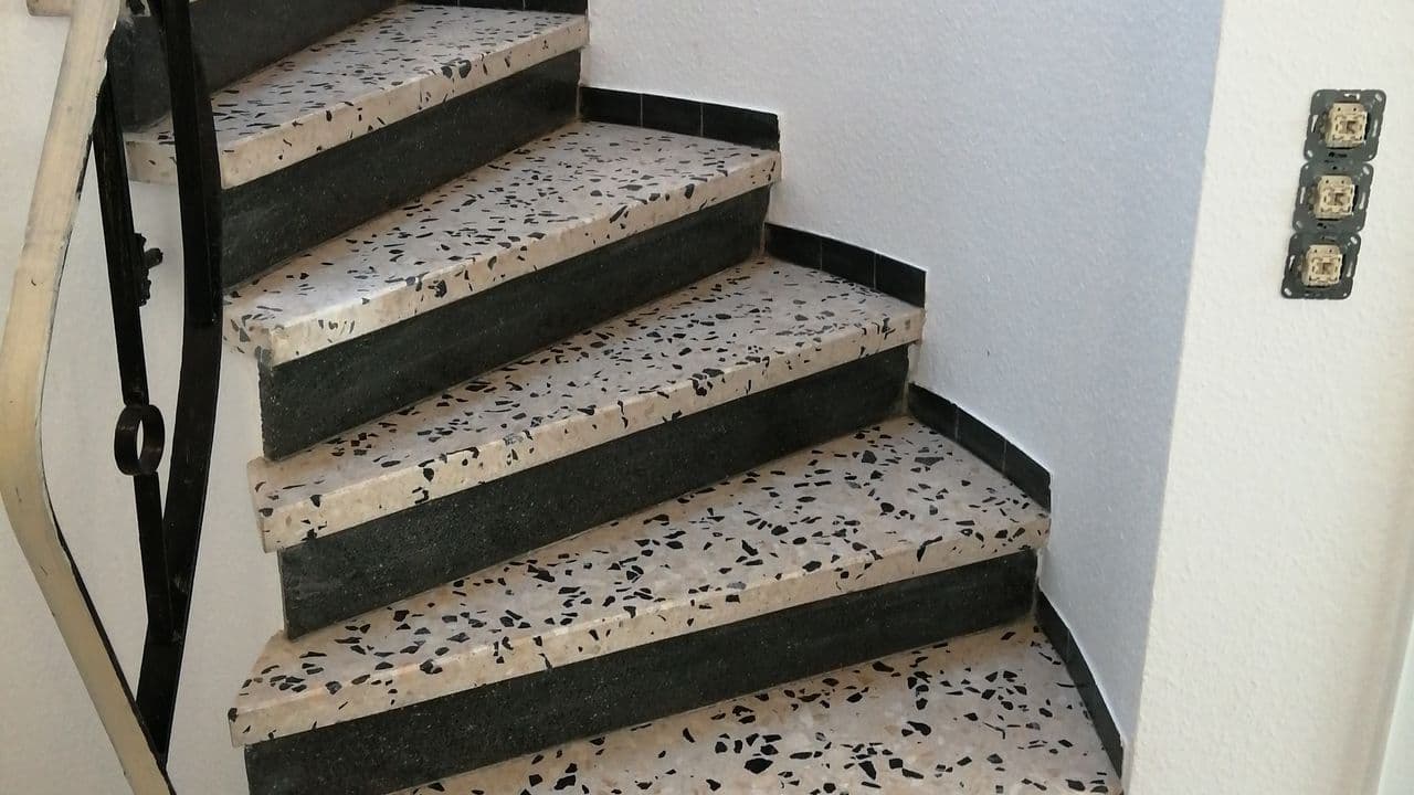 Möbelfolie Steintreppe Holz PZ806 Paleas